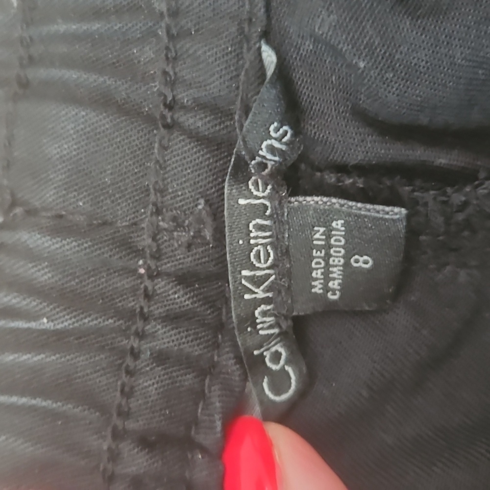 Calvin Klein Jeans Black Shorts - Picture 3 of 4